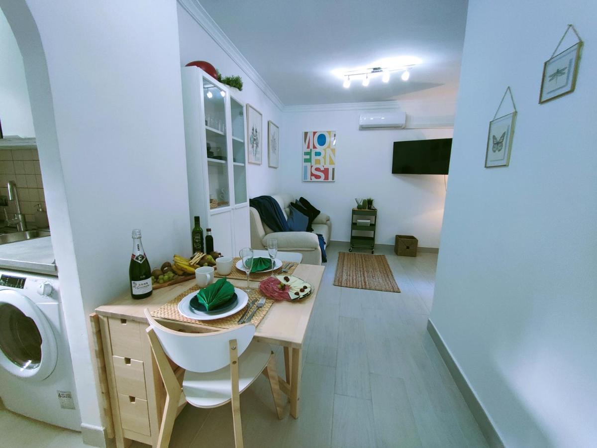 Sage Palm Apartment By Namaste Elite Málaga Esterno foto