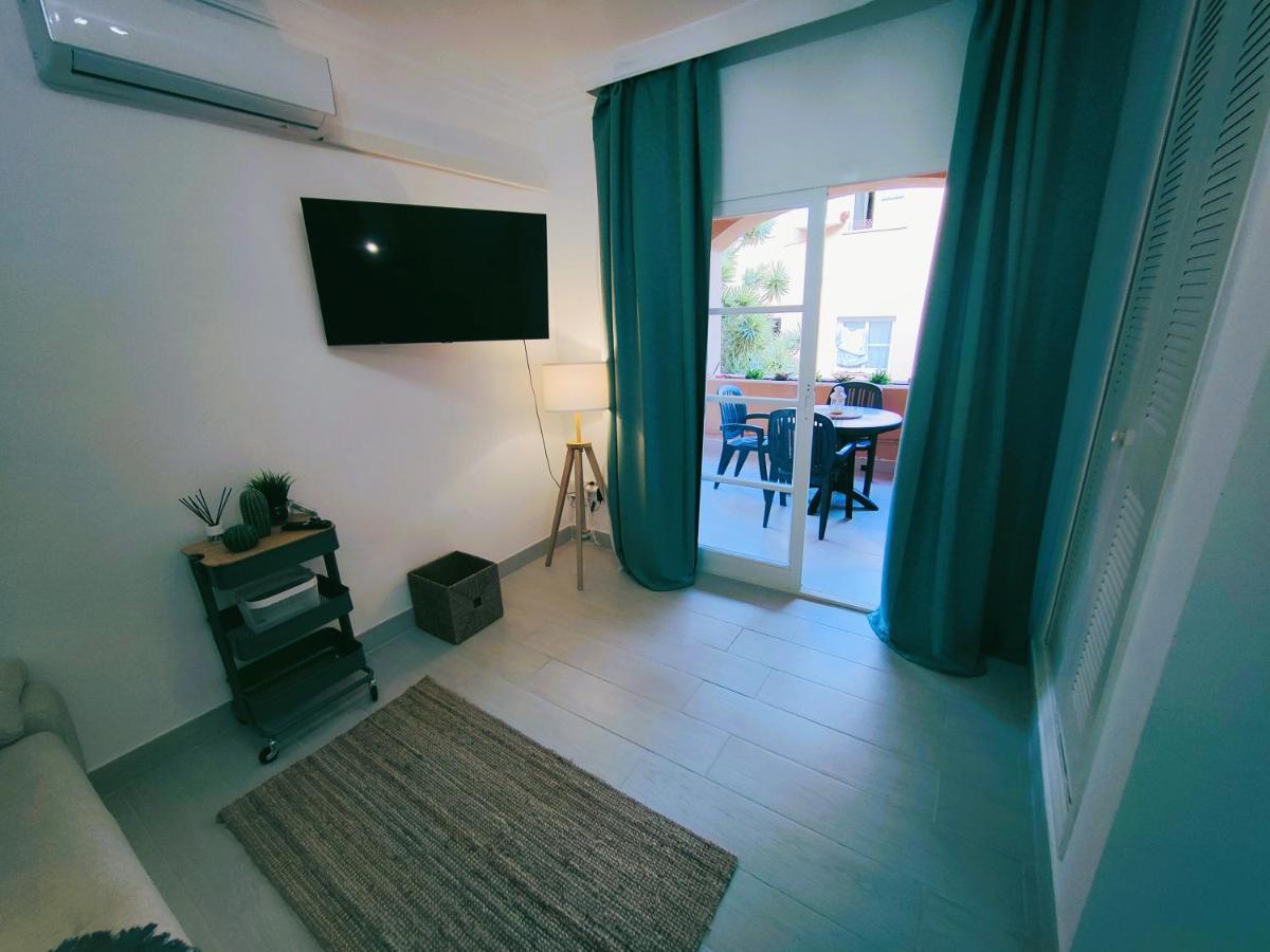 Sage Palm Apartment By Namaste Elite Málaga Esterno foto