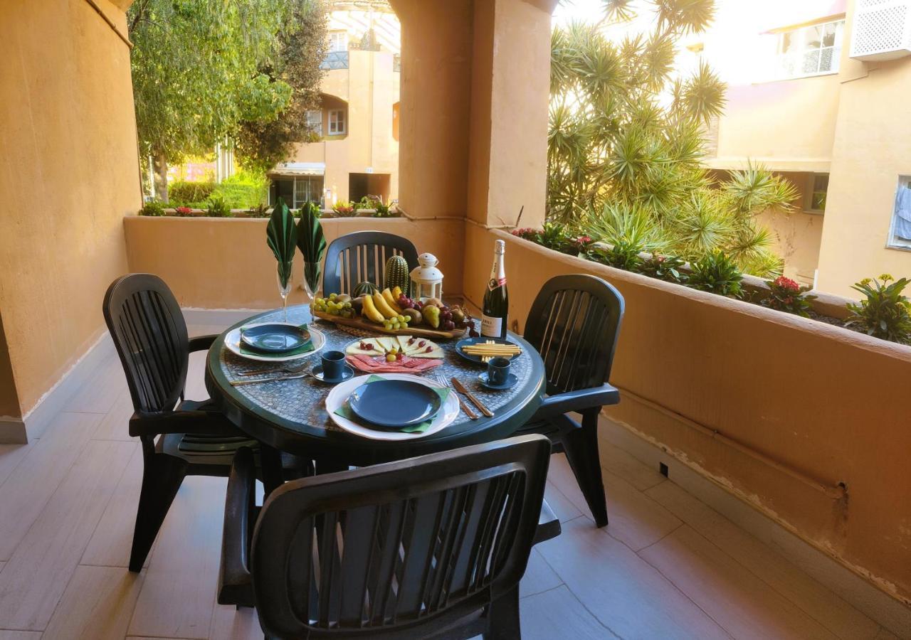 Sage Palm Apartment By Namaste Elite Málaga Esterno foto
